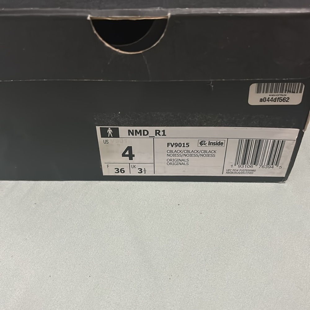 NMD R1 ADIDAS - Picture 2 of 3